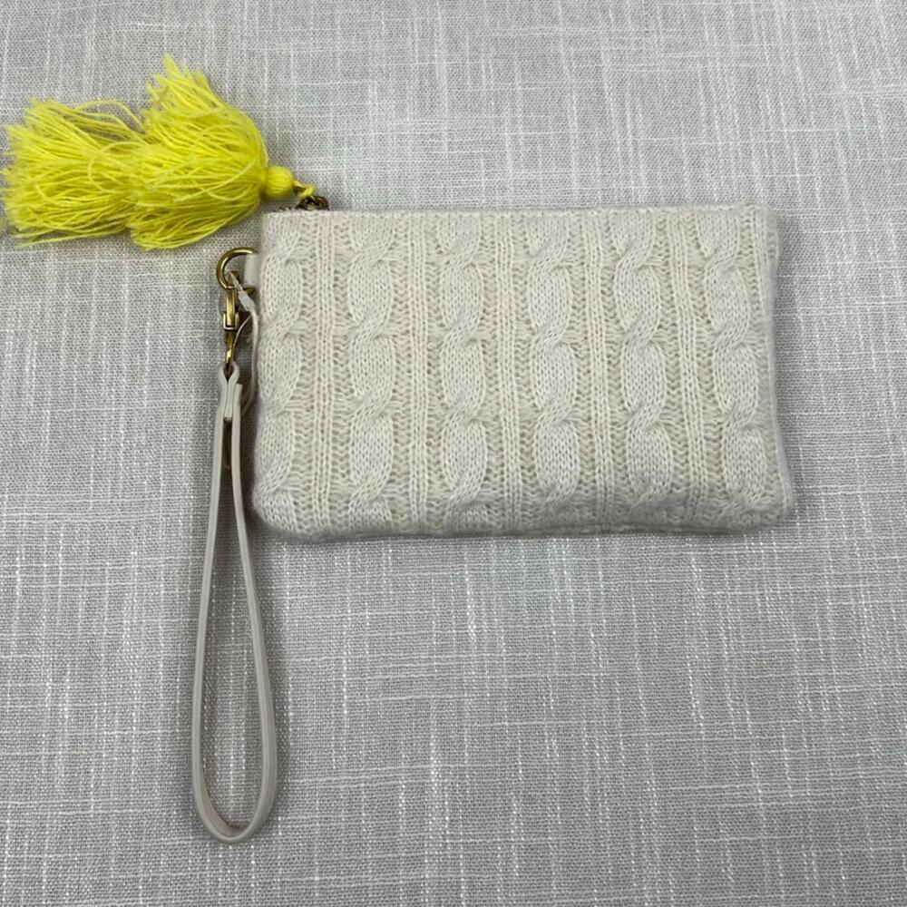 Universal Thread Stylish Knit Clutch Yellow Tassel‎